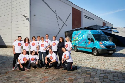 Staff and guides from <cite>on.tour: The Jewish Museum Berlin Tours Schools</cite> with program director Léontine Meijer-van Mensch
