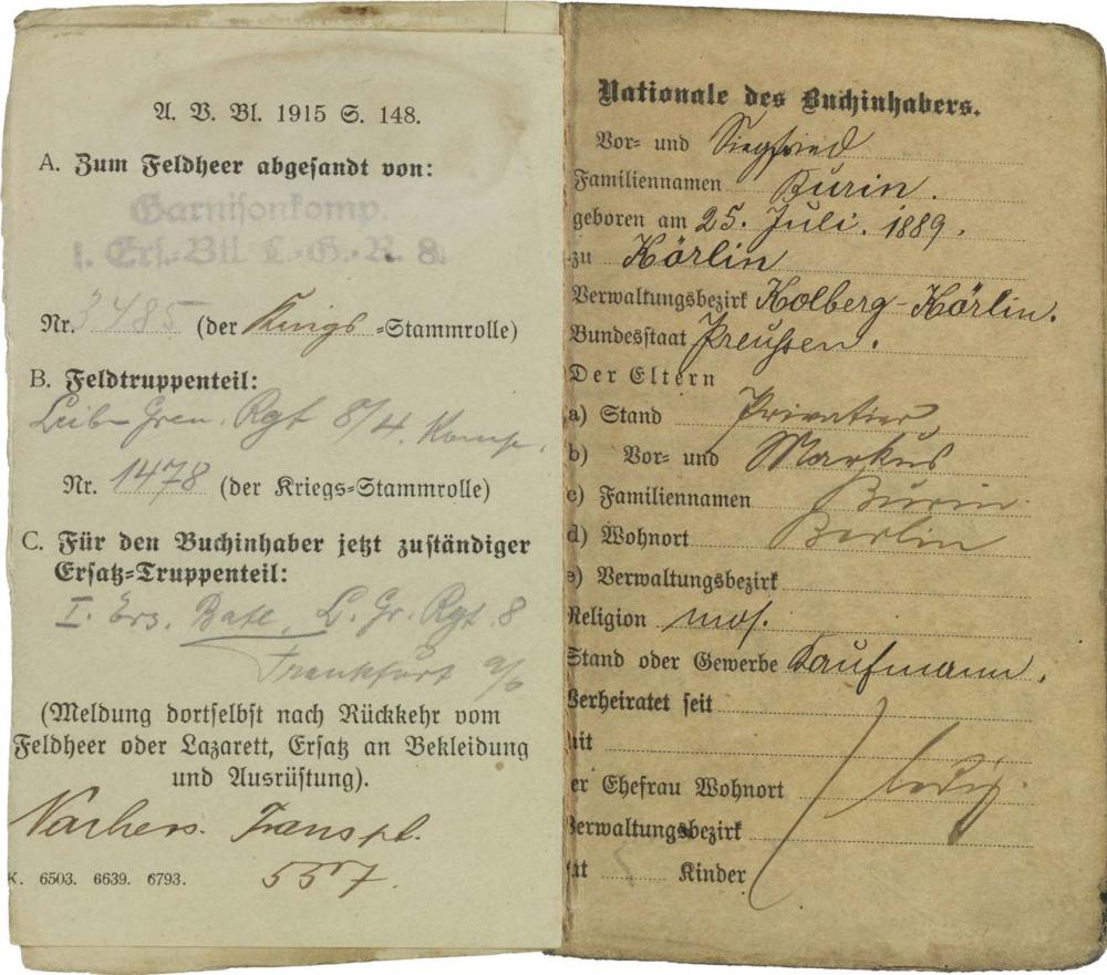 Aufgeschlagene Doppelseite, Vordruck, handschriftlich ausgefüllt