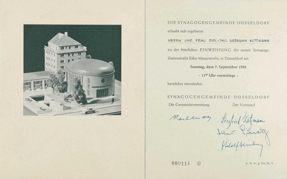 A photo of a model of the synagogue can be seen on the front of the card. On the right is the inside of the invitation card with the printed invitation text and several signatures.