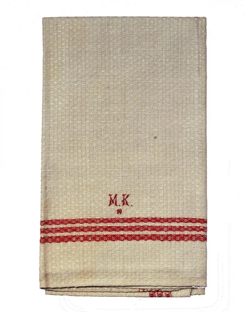 Photography: folded towel with embroidered initials