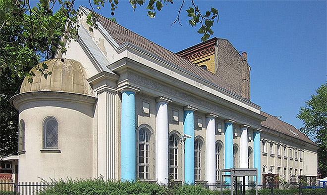 Coloured photograph of the Synagogue Fraenkelufer Berlin